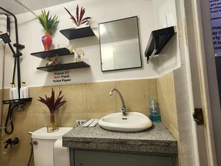 Aura Suite - Imus - 2