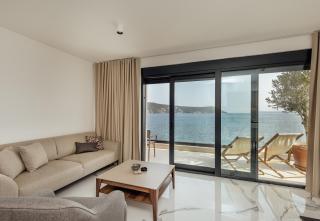 Savina Beachfront Oasis - Herceg-Novi - 2