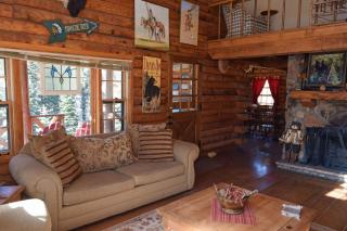 Dwyers Den - Satellite - Wood Burning Fireplace - Washer - Dryer - Semi Secluded - Grill - ATV Trailer Parking - Fire Pit - Kids - Red River - 8