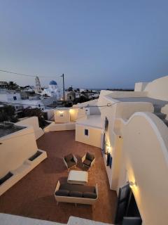 Luxury Cave Houses Mesaria - Mesaria - 0