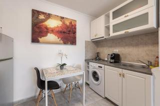 Downtown Victoria Studios By CityBookings - Bucarest - 6
