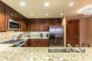Catamount Lodge 305B by East West Hospitality - 3