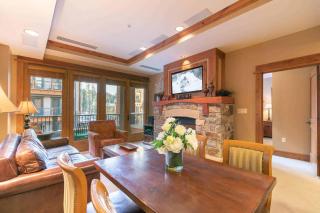 Catamount Lodge 312 by East West Hospitality - Truckee - 3