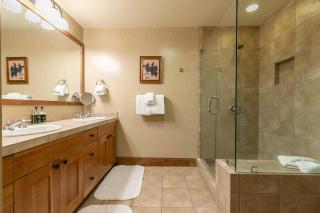 Catamount Lodge 401A by East West Hospitality - Truckee - 5