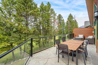 Chateau Lawrence, Pool Table, Kids' Gaming Room - 1