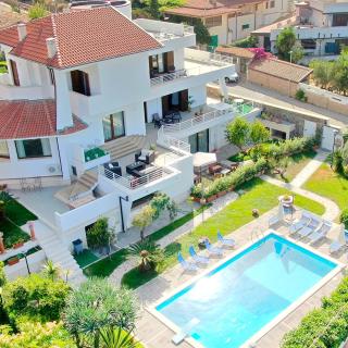 EliMar Villa & Pool - Crotone - 3
