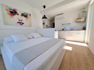 Delux apartment David - 6