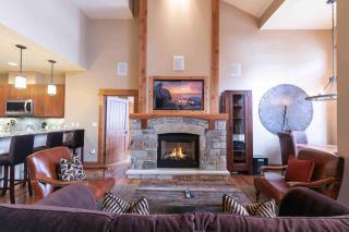 Catamount Lodge 408 by East West Hospitality - Truckee - 6