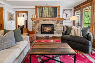 Catamount Lodge 414 by East West Hospitality - Truckee - 9