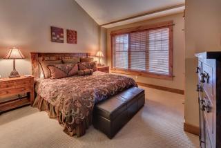 Catamount Lodge 411 by East West Hospitality - Truckee - 6