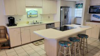415 - 2 bedroom oceanfront condo - 7