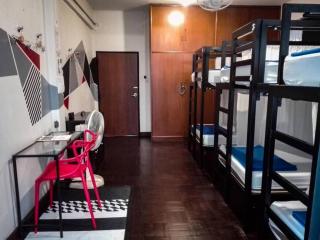 silom rainbow Dreamcatcher hostel - Bangkok - 9