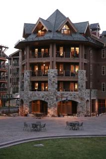 Catamount Lodge 404A by East West Hospitality - Truckee - 4