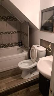 Le1226-Private Basement with WIFI and Free Parking - 3