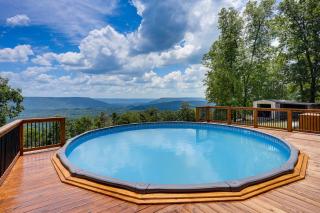 Serene Trenton Home with Pool and Mountain Views! - Trenton - 9