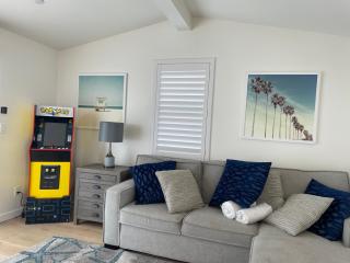 Upper West Newport - Newport Beach - 8
