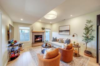 Hot Tub and Lake Views Lake Chelan Lookout Home! - Chelan - 4