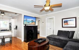 313 E Bay Ave A & B - Newport Beach - 7