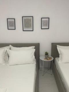 Lulu Suites - Gray - Golem - 3