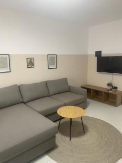 Lulu Suites - Gray - Golem - 9