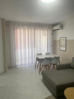 Lulu Suites - Gray - Golem - 7