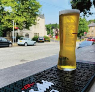 Frankies Wine Bar & Lodge - Disley - 1