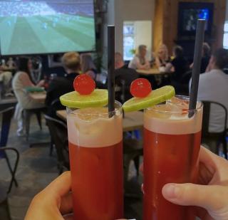 Frankies Wine Bar & Lodge - Disley - 6