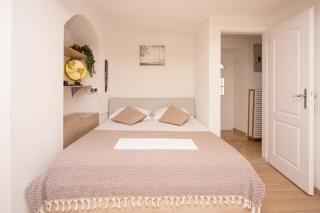 Stone Beach Family Apartment - Pržno - 5
