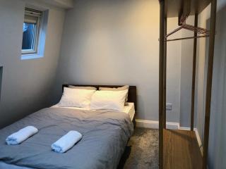 Shared House - Private Room with Dedicated Guest Bathroom near Paddington - London - 9