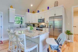 Modern Hendersonville Home Deck and Mountain Views! - Hendersonville - 7