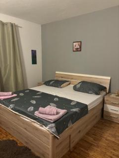 Apartments with parking space Jelsa, Hvar - 4040 - 4