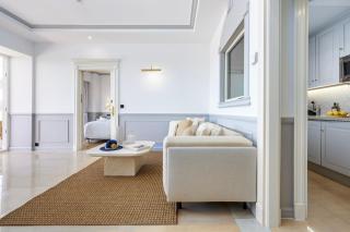 Stunning Renovated 2-bedroom in Golden Mile - Marbella - 2