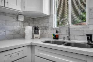 Luxury Two Story 2-Bedroom & Office Near West Hollywood - Los Angeles - 7