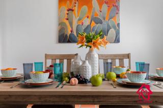 Gusto Retreat Modern Serenity - An Irvie Home - 1