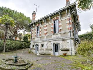 Villa Arcachonnaise 100m², 3 chambres, jardin, terrasse, parking - Quartier Ville d'Hiver, Arcachon - FR-1-474-47 - Arcachon - 9