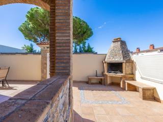 Casa familiar con terraza, BBQ, WIFI y parking a 900 m de la playa en l'Escala - ES-325-8 - Torroella de Montgrí - 2