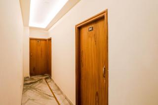 Collection O Kewal Palace Hyderabad Gate - Kakarmatha - 3