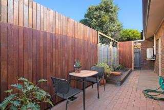 The Perfect Note - Beach Living - - 2