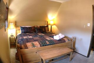 Little Fanny - Pet Friendly - Satellite - Fireplace - Grill - Close to Everything - Red River - 5