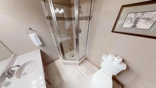 Lucky River Retreat - WiFi - On the River - Fireplace - Grill - Washer - Dryer - Red River - 1