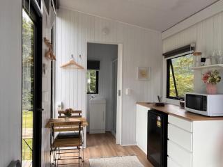 Sabai Retreat by Tiny Away - Bramston Beach - 8