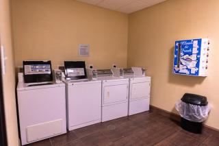 Rivers Inn and Suites - Three Rivers - 5