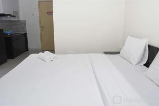 Comfy and Tidy Studio Amethyst Apartment By Travelio - Jakarta - 2