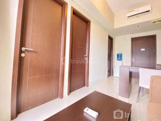 Fancy and Nice 2BR Apartment at Skyland City Jatinangor By Travelio - 4