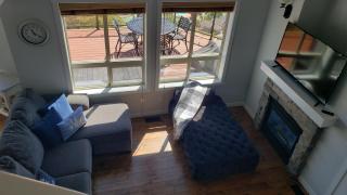 La Casa Lakeside Resort - Amazing Panoramic View Lakeside House with Pools, Hot Tubs & More! - Kelowna - 1