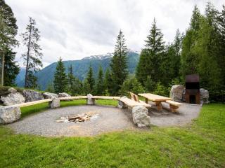Holiday home with mountain view near the forest - Strengen - 5
