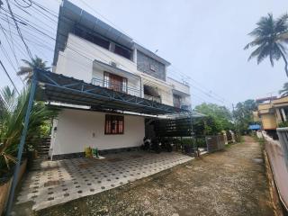 Happyhomes Homestay - Trivandrum - 0