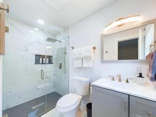 Island Oasis With Heated Pool Private Tiki Bar! - Merritt Island - 1