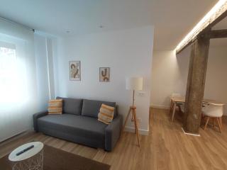 Bilbao Urban Loft Apartment - 5