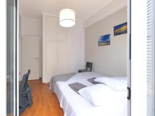 Central Pagrati Apartment with Park View Balcony - opp Pangrati Grove - Atene - 8